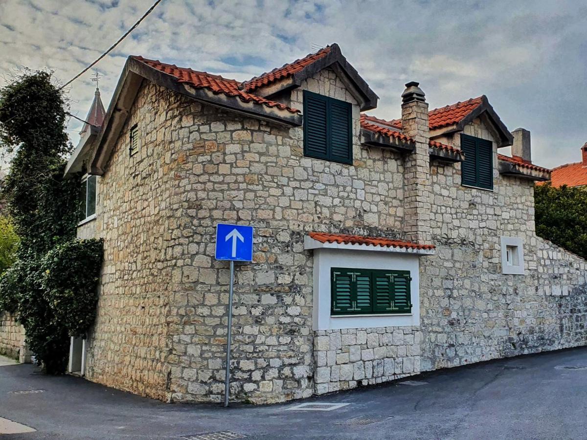 Promaja Villa Kastela Exterior photo
